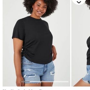 NWT blacked ruched tshirt